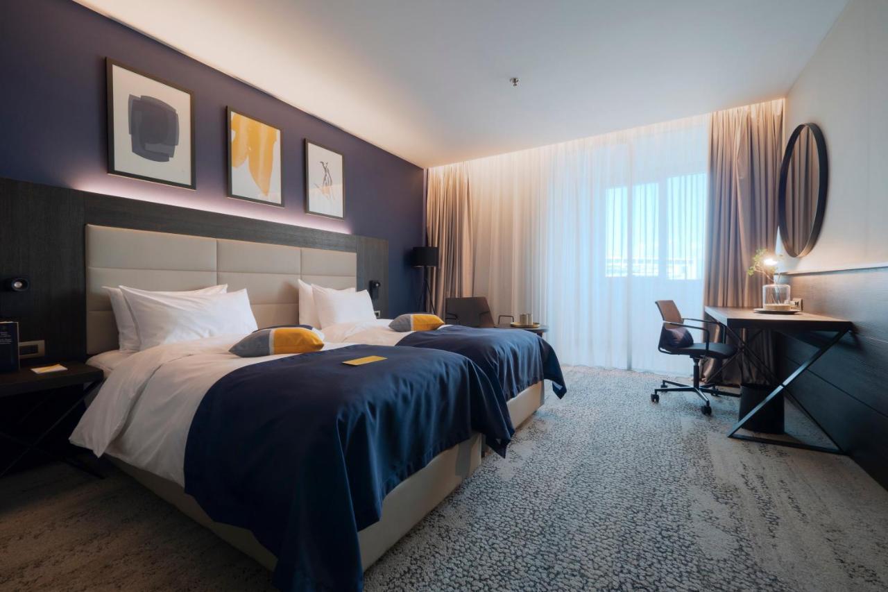 מלון Voco - Podgorica By Ihg מראה חיצוני תמונה