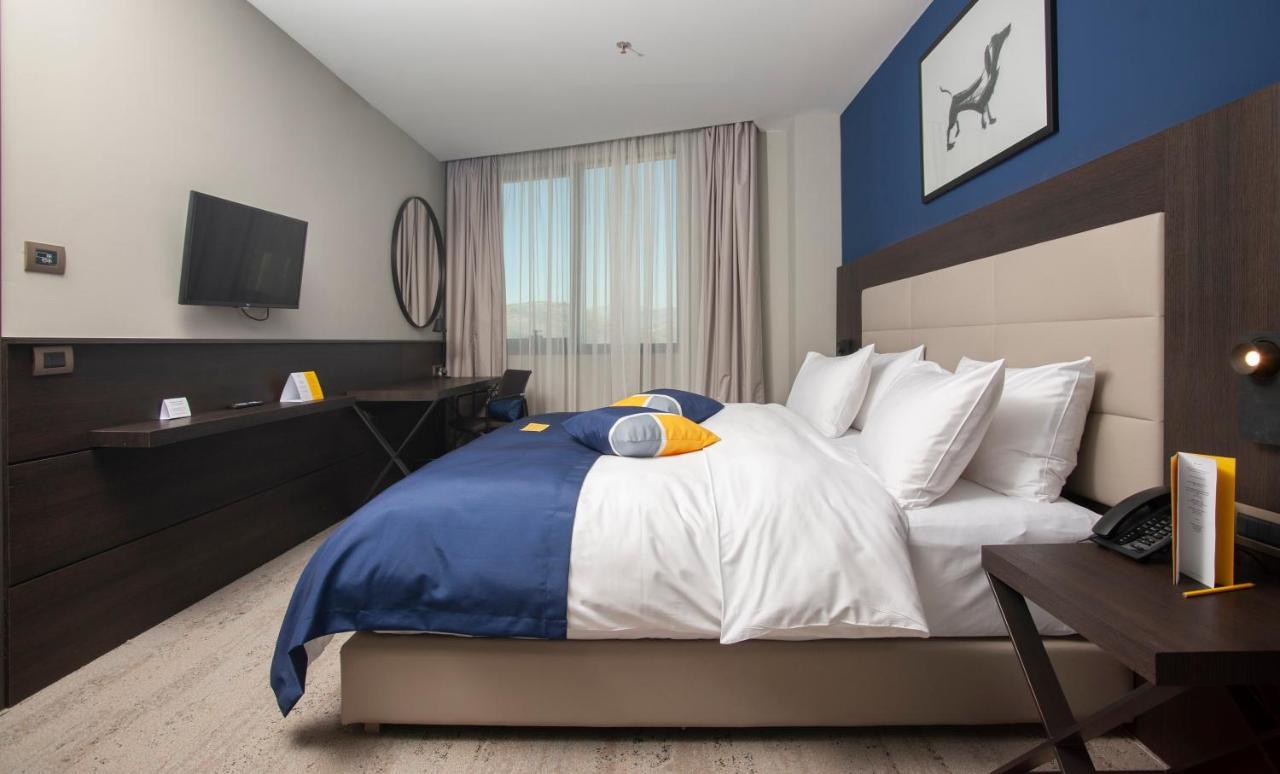 מלון Voco - Podgorica By Ihg מראה חיצוני תמונה