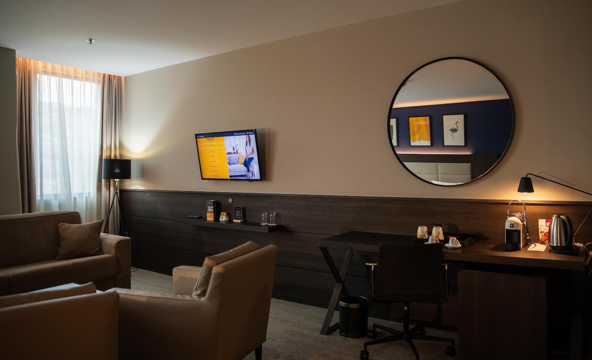 מלון Voco - Podgorica By Ihg מראה חיצוני תמונה